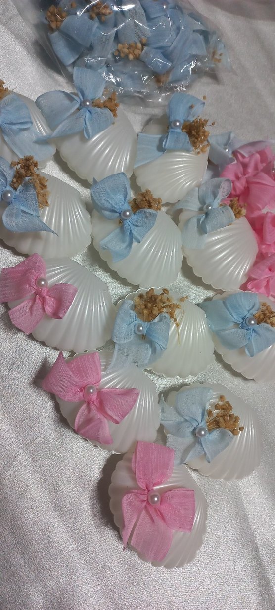 İnci Detaylı Pembe yada mavi olabilir  Fiyonklu mum hediyelik - Görsel 4