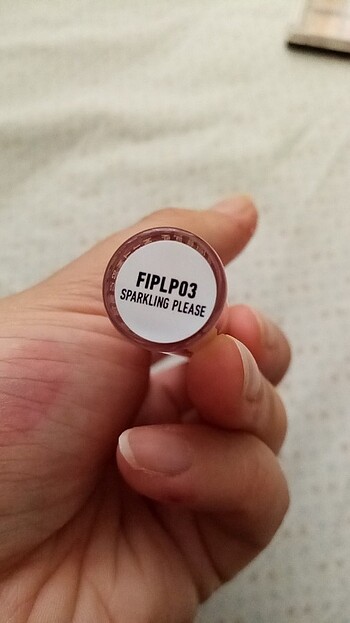 NYX Nyx dudak parlatıcı 
