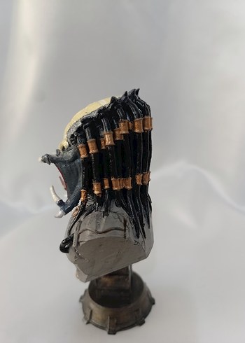 Beden Renk Gri Predator Aksiyon Figürü Büstü