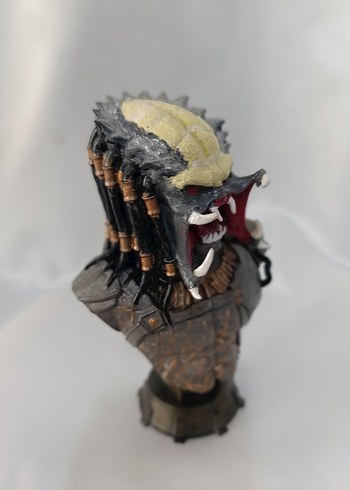 Beden Gri Predator Aksiyon Figürü Büstü