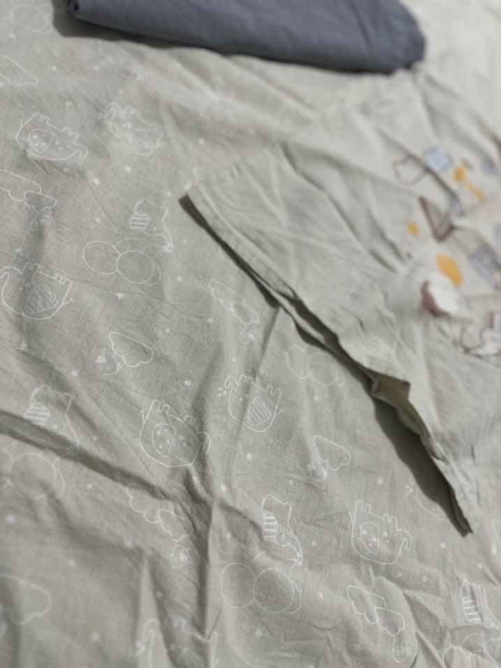 Gri Baskılı bebek nevresim - Görsel 5