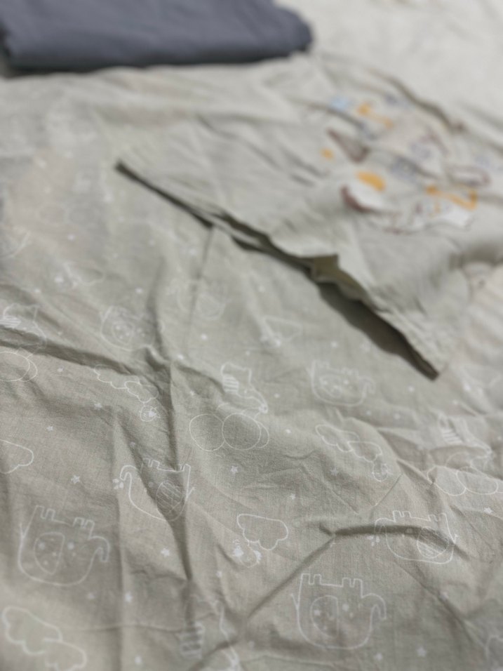 Gri Baskılı bebek nevresim - Görsel 4