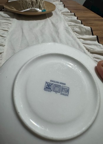 Desenli Beyaz ve Gri Porselen Fincan ve Tabağı - Görsel 6