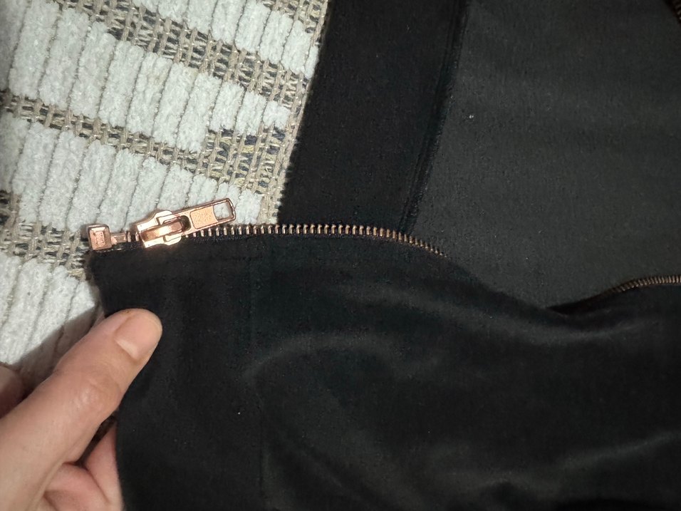 Siyah Fermuarlı kuz çocuk hırka - Görsel 3