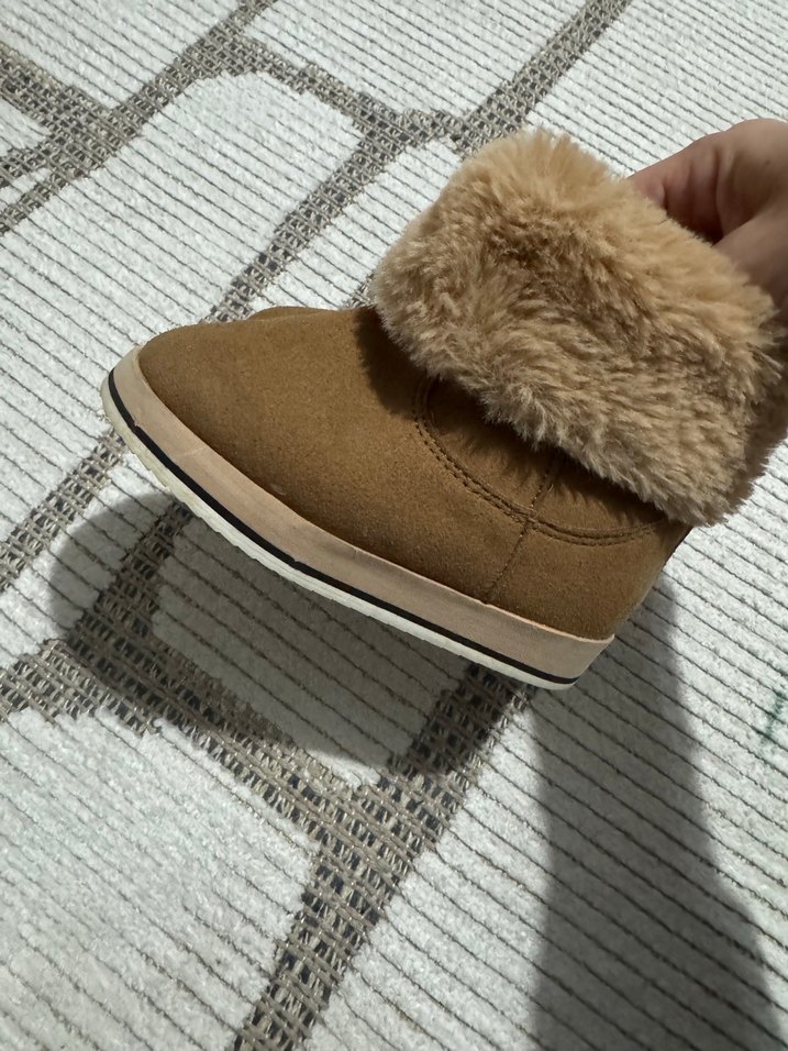 Kız Çocuk Kahverengi Süet Tüylü Bot - Görsel 3