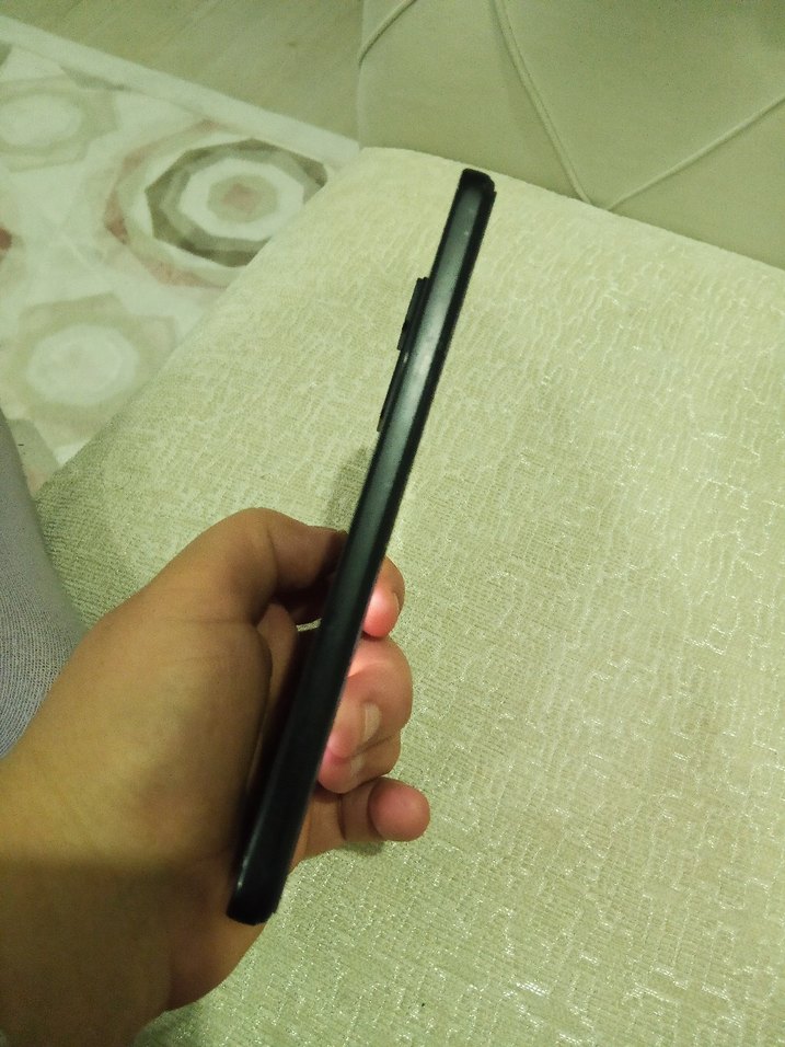 Siyah Ekranlı Khaki Android Telefon - Görsel 4