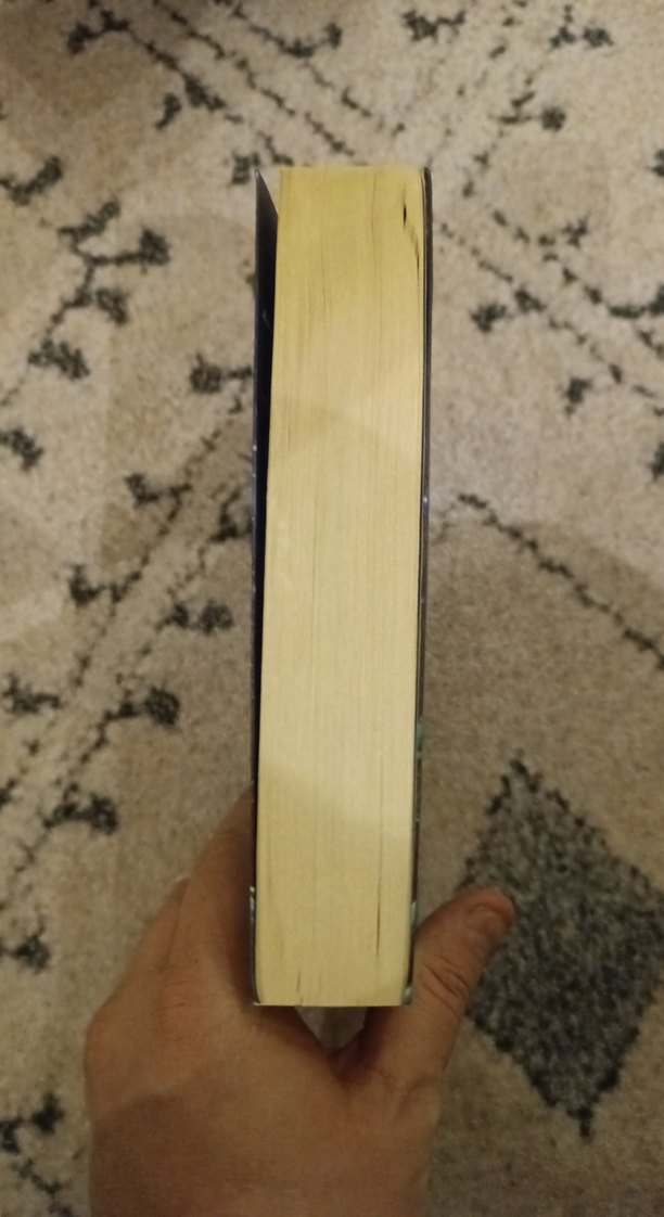 Beni Saklı Tutma Romanı - Görsel 3