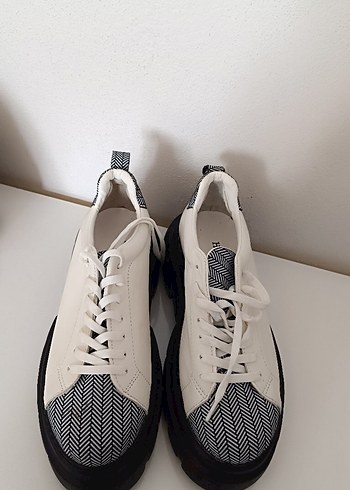 Kadın Beyaz Zebra Desenli Platform Spor Ayakkabı - Görsel 2