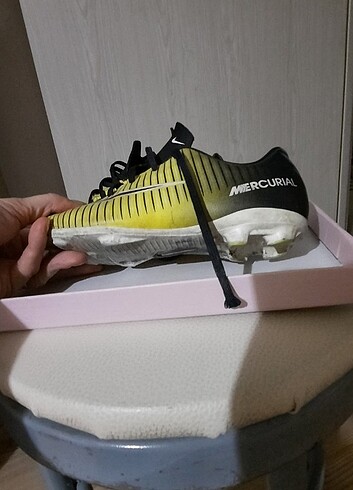 31 Beden siyah Renk Nike çivili krampon