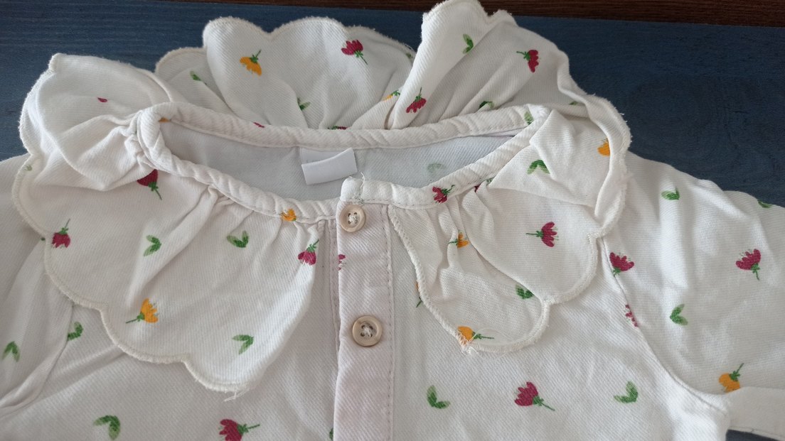 Çiçek Desenli Beyaz Çocuk gömlek - Görsel 2