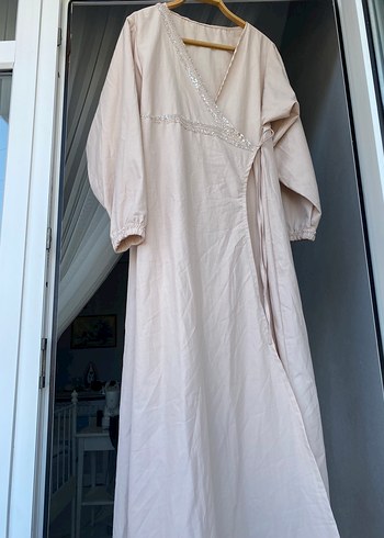 Diğer Nakış Detaylı Bej Namaz elbisesi