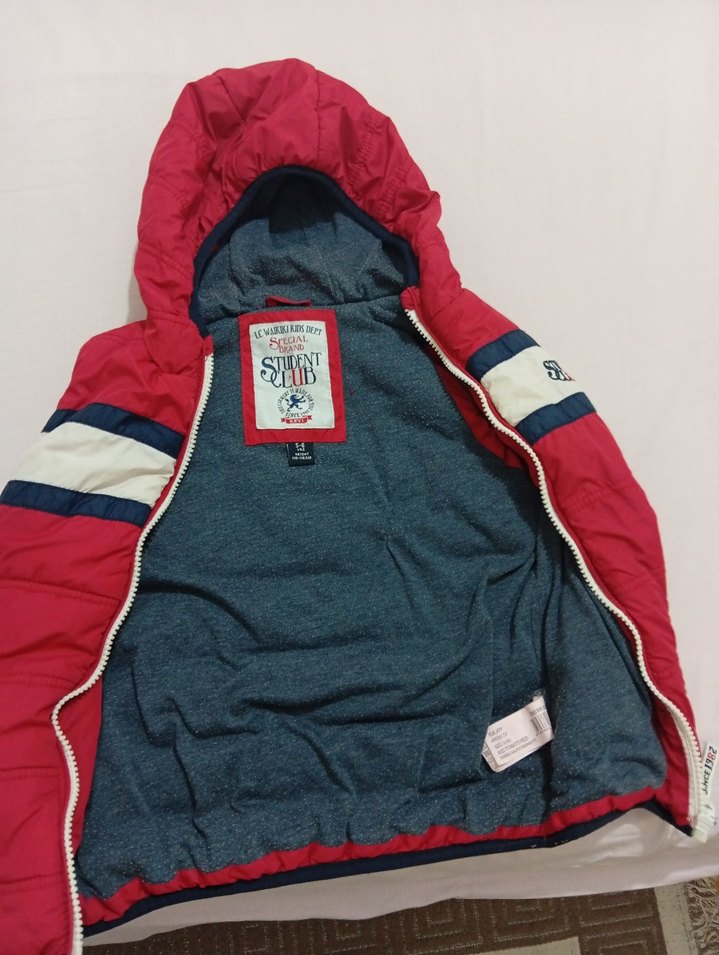 Kırmızı Kapüşonlu Erkek Çocuk Şişme Yelek - Görsel 3