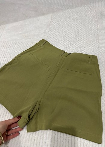 Kadın Haki Renkli Pilili Yüksek Bel Şort - Görsel 3