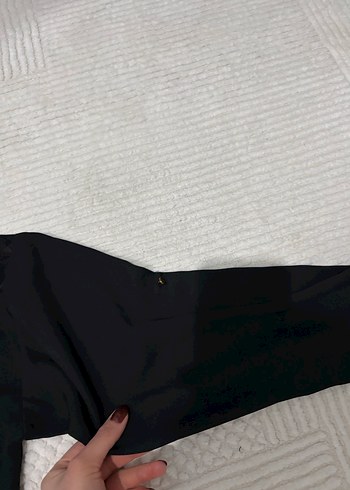 Siyah V Yaka Uzun Kollu Kadın Gömlek - Görsel 3