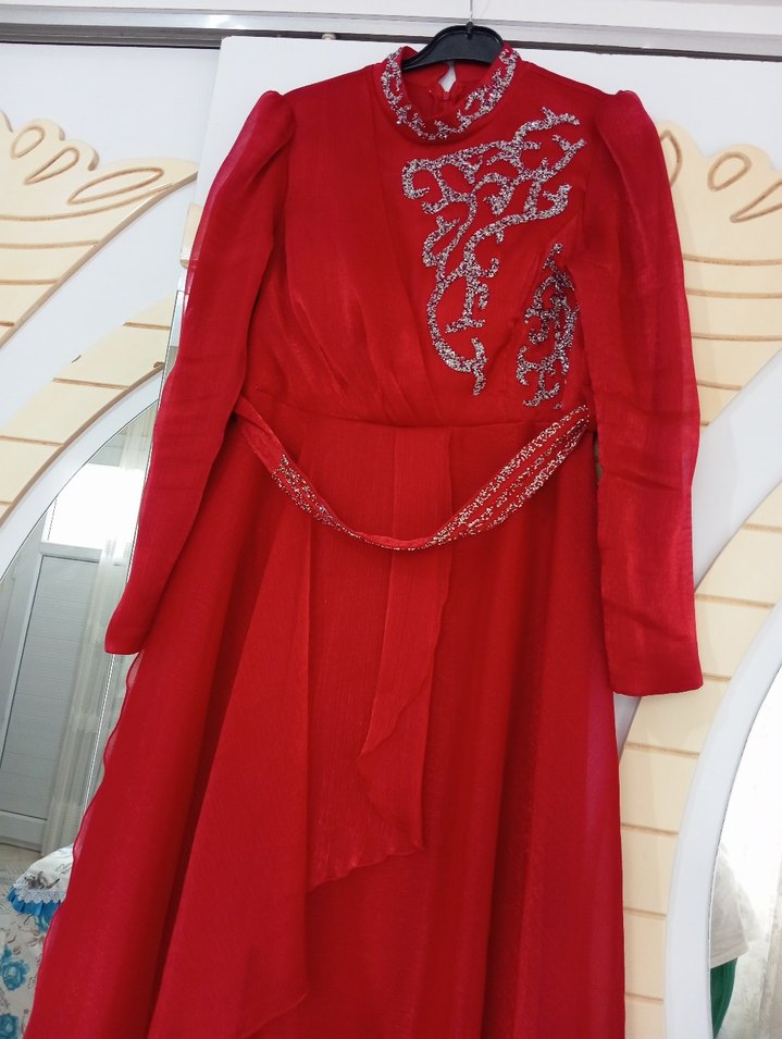 iki saat tek giyildi şaliyla beraber yollanacak - Görsel 2