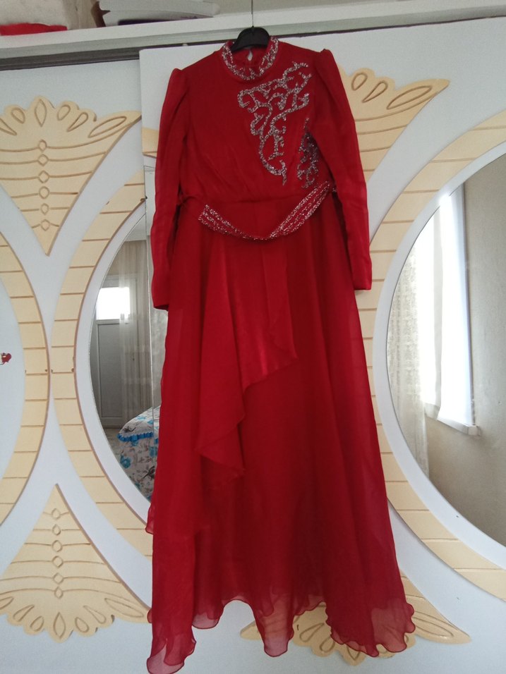 iki saat tek giyildi şaliyla beraber yollanacak - Görsel 3