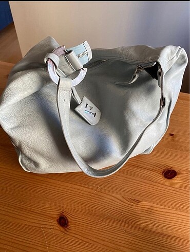Furla çanta