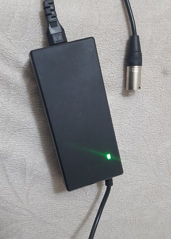 42V 2A XLR KONNEKTÖRLÜ SCOOTER ELEKTRİKLİ BİSİKLET ŞARJ ADAPTÖRÜ