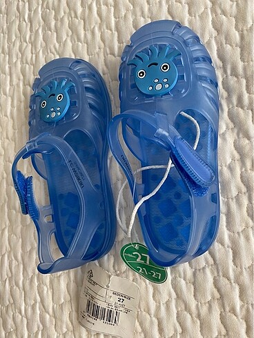 27 Beden mavi Renk Sandalet 27 numara