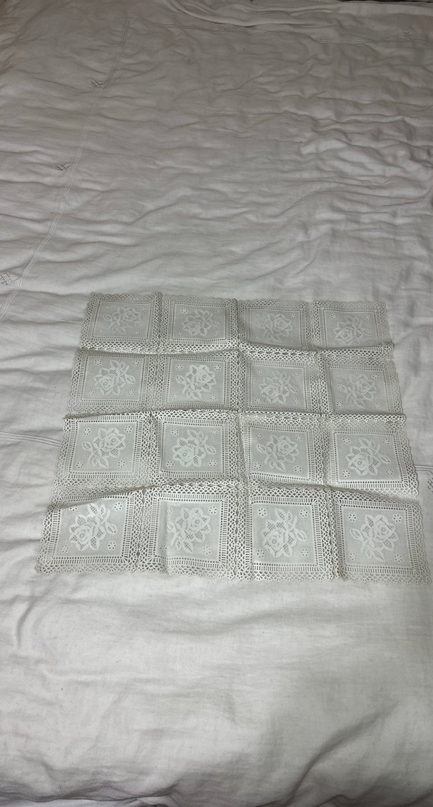 İşlemeli Beyaz Masa Örtüsü - Görsel 5