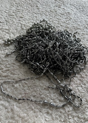 Gri Zincir Detaylı Kadın El Zinciri - Görsel 2