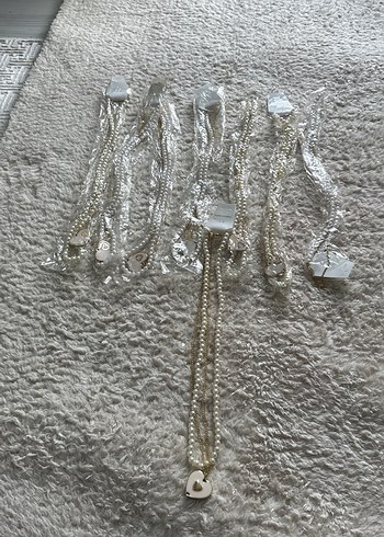 Boncuklu Bohem Kadın El Zinciri Beyaz Gri - Görsel 2