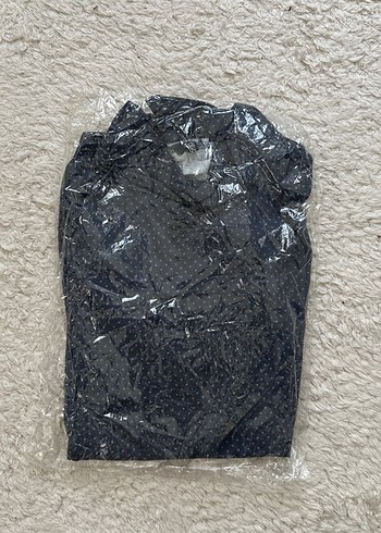 Lacivert boğazlı kazak - Görsel 2