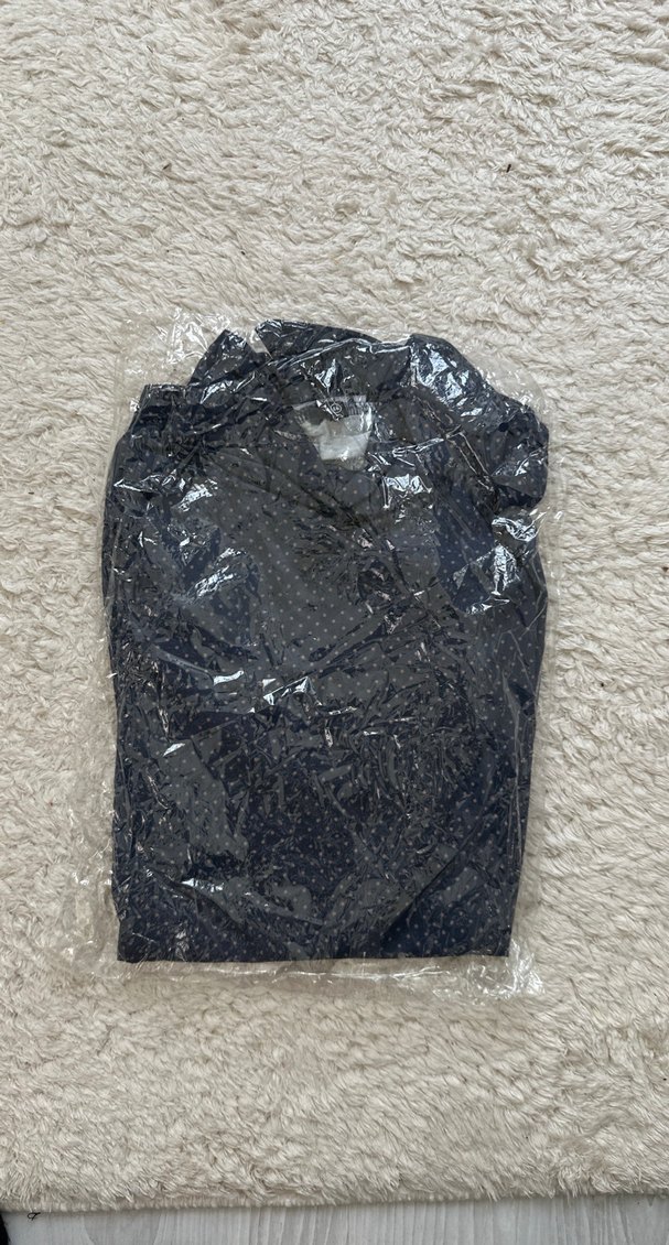 Lacivert boğazlı kazak - Görsel 2