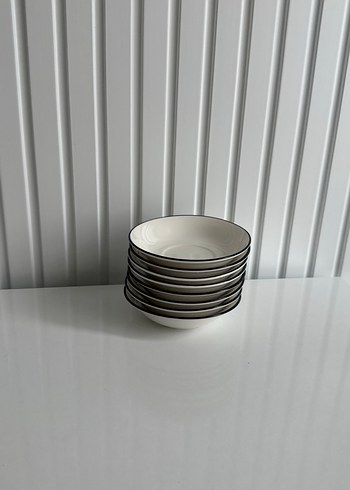 Beyaz Gri Kenarlı 8 lı çay Tabak Seti - Görsel 3