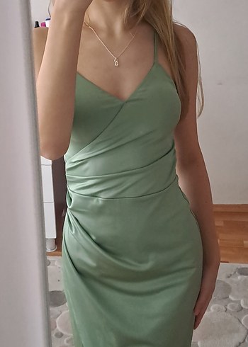 yeşil abiye elbise saten - Görsel 2