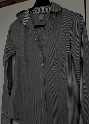 Gri Düğmeli Kadın Ofis Gömleği - Görsel 8