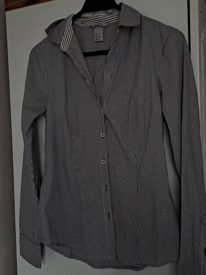 Gri Düğmeli Kadın Ofis Gömleği - Görsel 2