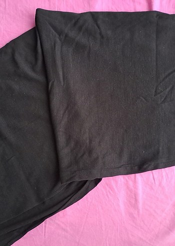 Siyah Yırtmaçlı Midi Dar Etek - Görsel 2