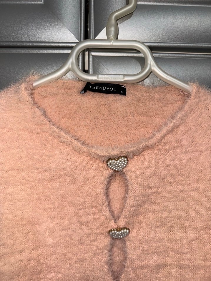 Pembe Kürklü V Yaka Kısa Crop Top - Görsel 3