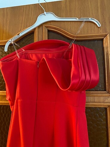 Kırmızı abiye elbise - Görsel 6