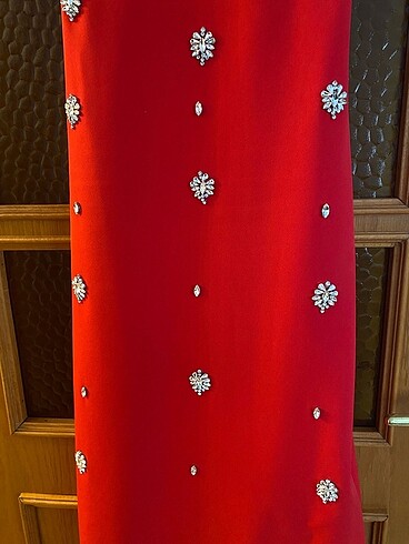 Kırmızı abiye elbise - Görsel 5