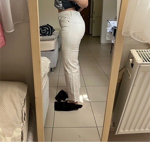 34 Beden ten rengi Renk Zara Pantolon