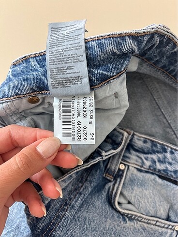 28 Beden Kot Jean