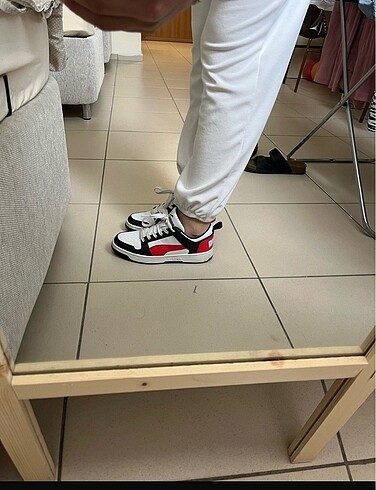 Puma Sneaker