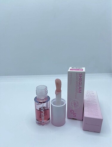 SHEGLAM DUDAK DOLGUNLAŞTIRICI