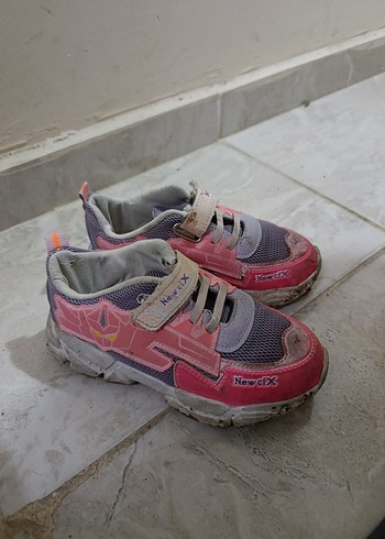 Kız Çocuk Pembe Velcro Bağcıklı Spor Ayakkabı - Görsel 2