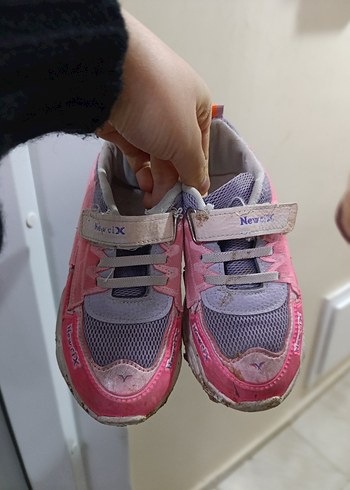 Kız Çocuk Pembe Velcro Bağcıklı Spor Ayakkabı - Görsel 3