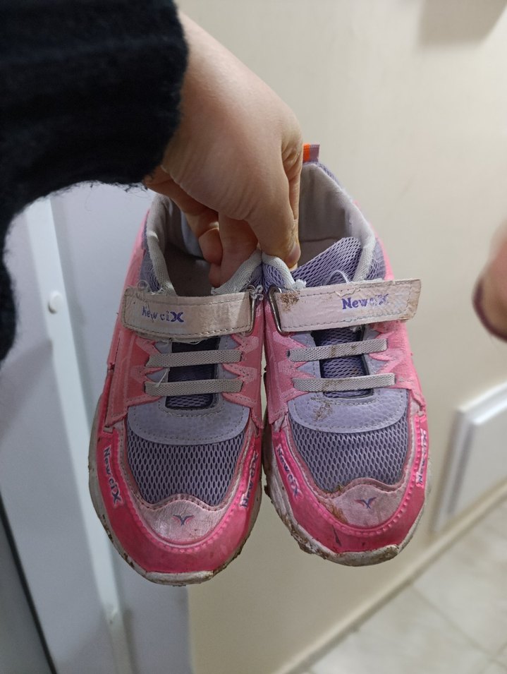 Kız Çocuk Pembe Velcro Bağcıklı Spor Ayakkabı - Görsel 3