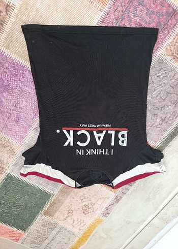 Siyah Baskılı Kısa Kollu Tişört - Görsel 2