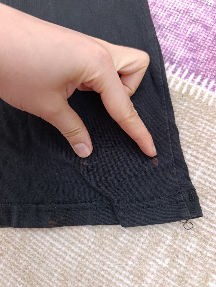 Siyah Baskılı Kısa Kollu Tişört - Görsel 4