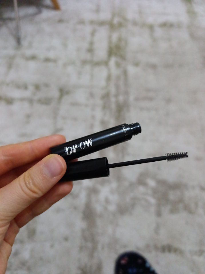 Bej Maskara - Farmasi - Görsel 2