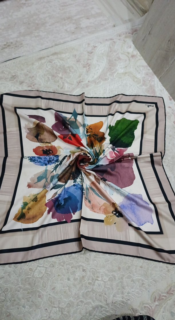 Çiçek Desenli Çok Renkli Kadın EŞARP - Görsel 4