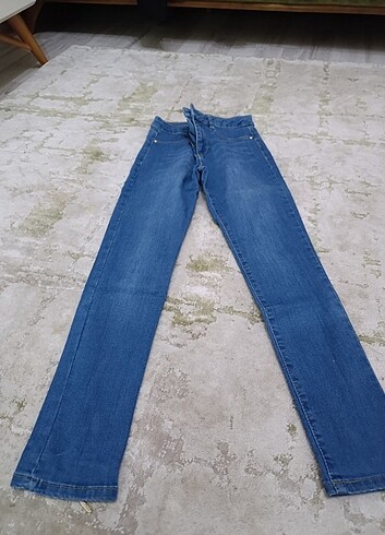 LC Waikiki LCW kız çocuğu kot pantolon