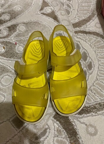 İgor sandalet 25 numara - Görsel 3