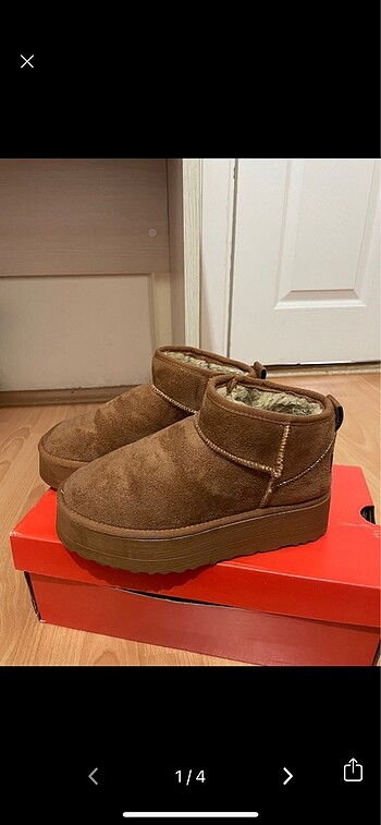 UGG BOT